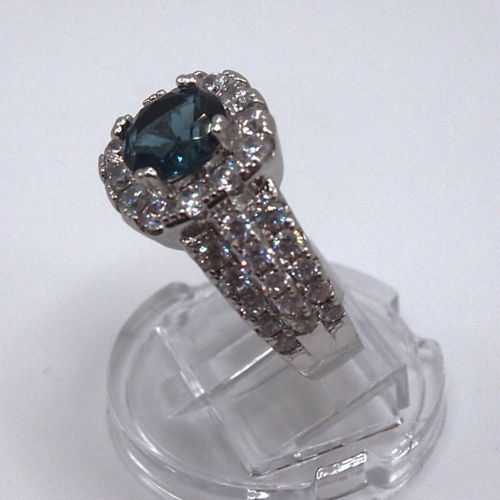 Stunning  2.5ctw Blue Sapphire / Diamond Halo Bridal Ring 925 Sterling Silver - Picture 7 of 16